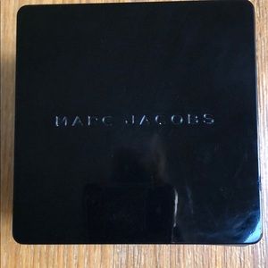 NWOT.Yummy!!’ Shimmering Body Powder!! Marc Jacobs